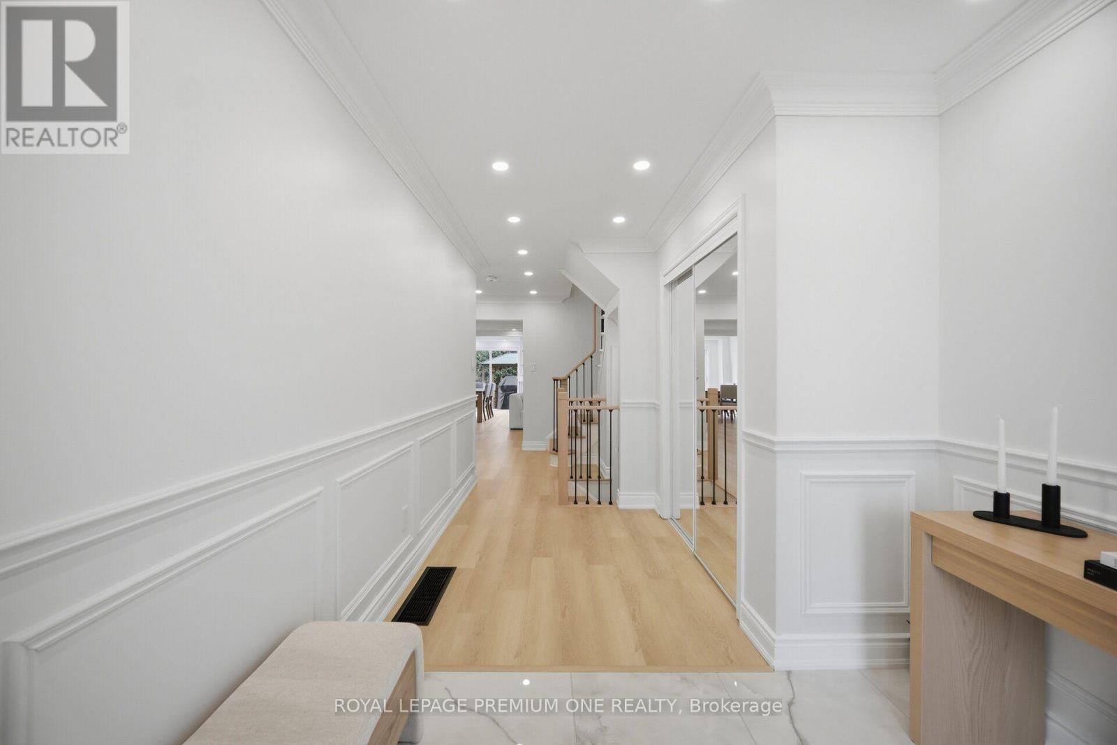 Photo of 169 VENICE GATE DRIVE