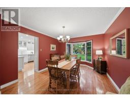 Dining room - 38 Lanewood Drive, Aurora, ON L4G4T8 Photo 7