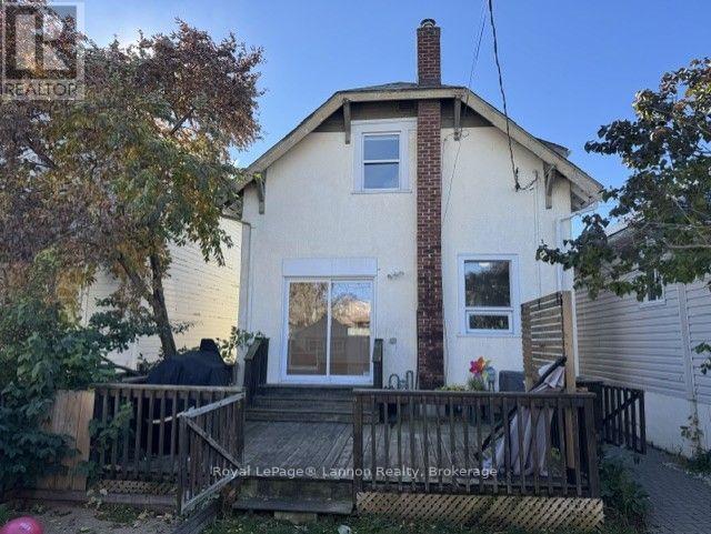 1711 DONALD STREET E - 22