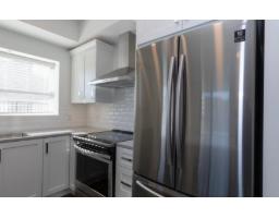 106 33568 George Ferguson Way, Abbotsford, BC V2S2L8 Photo 15