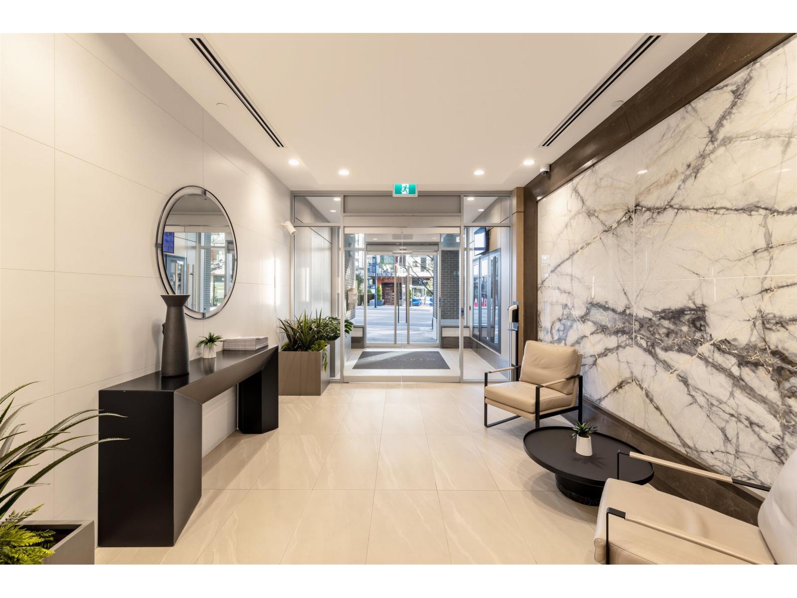 1109 1441 JOHNSTON ROAD, White Rock - Image 1