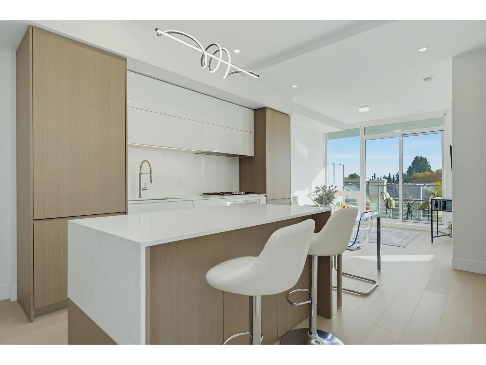 406 1342 JOHNSTON ROAD, Surrey - Image 1