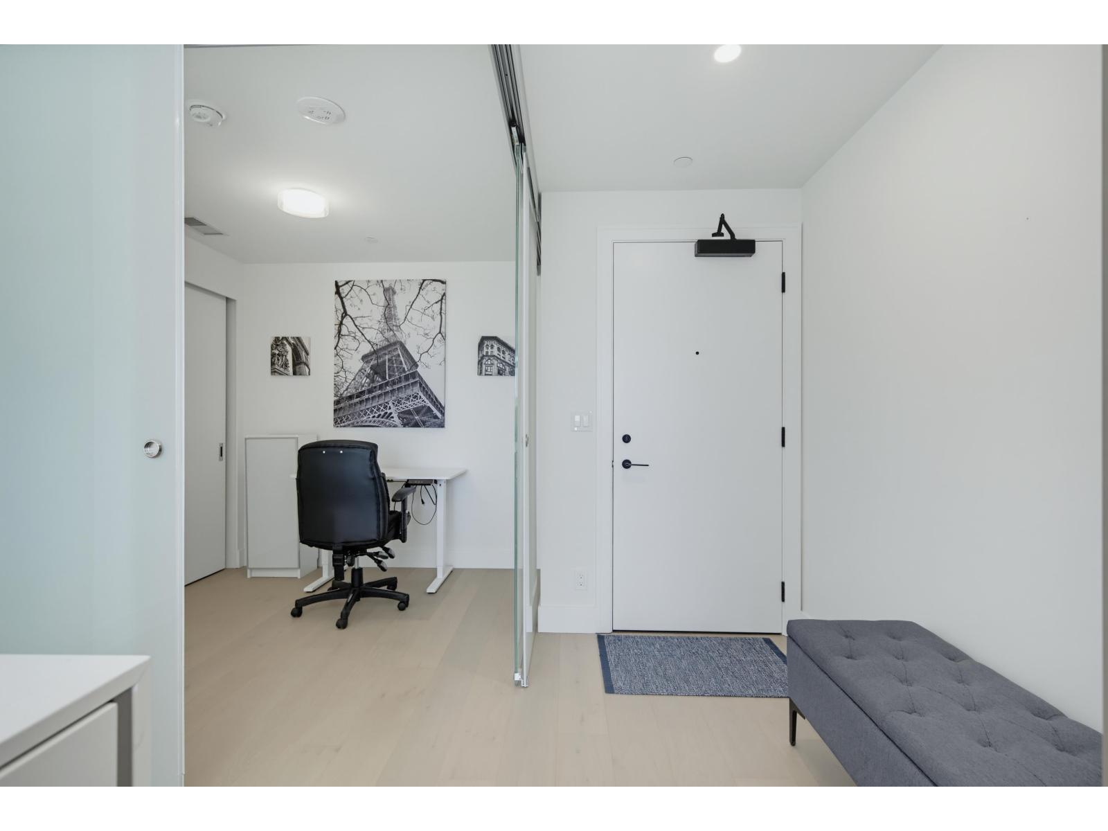 406 1342 JOHNSTON ROAD, Surrey - Image 1