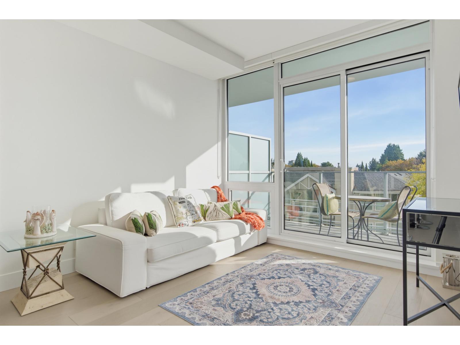 406 1342 JOHNSTON ROAD, Surrey - Image 1