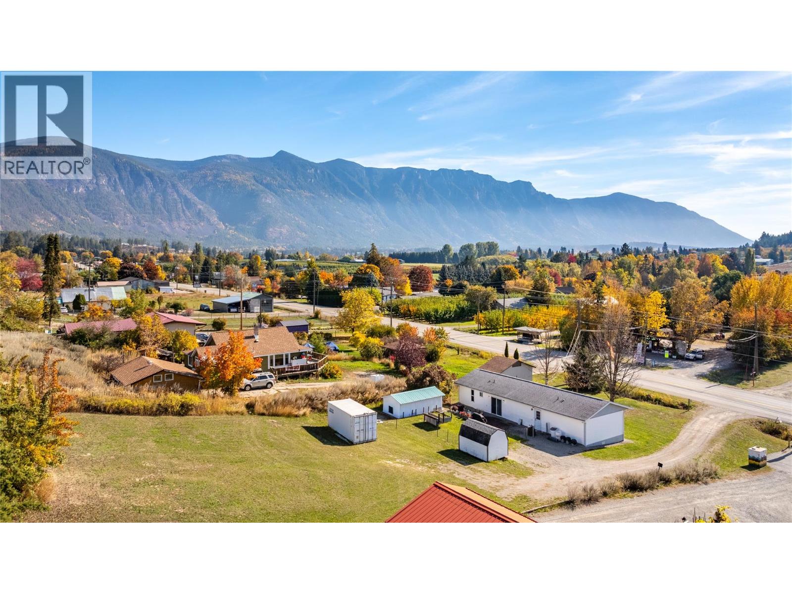 2812 Highway 3 - 1