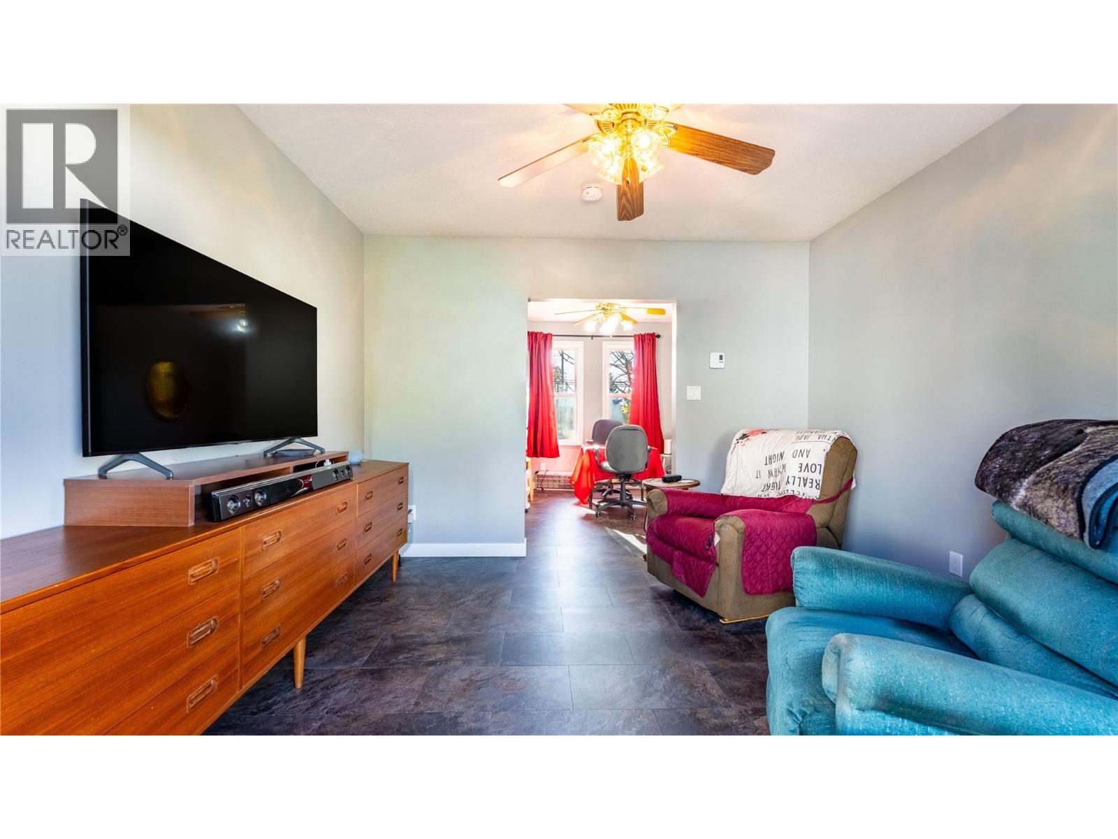 2812 Highway 3 - 32