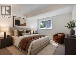 2634 Oakmoor Drive Sw, Calgary, AB T2V4E7 Photo 9