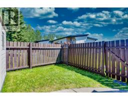 2634 Oakmoor Drive Sw, Calgary, AB T2V4E7 Photo 11