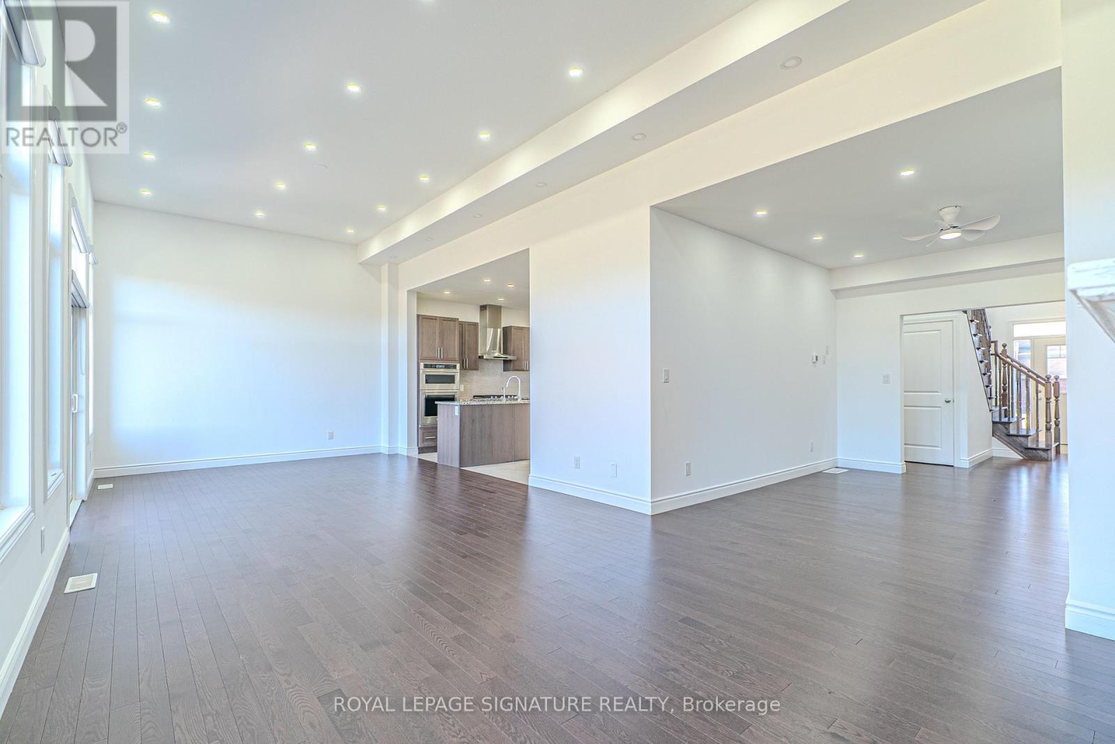 248 FREURE DRIVE - 13