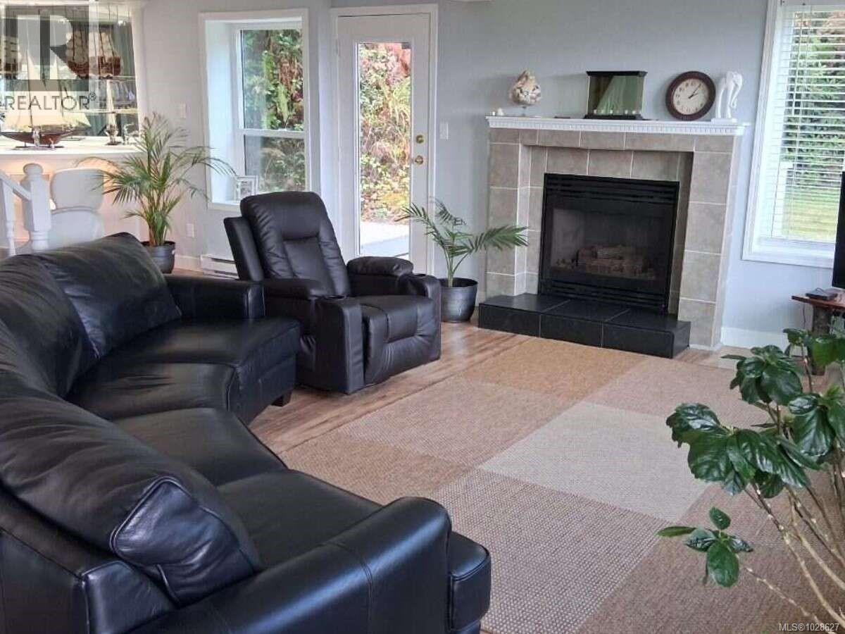 4955 Laguna Way - 22