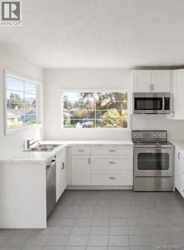 4955 Laguna Way - 34
