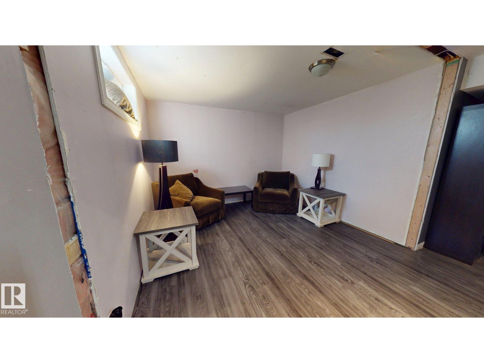 5126 Sportsview Drive, photo 17