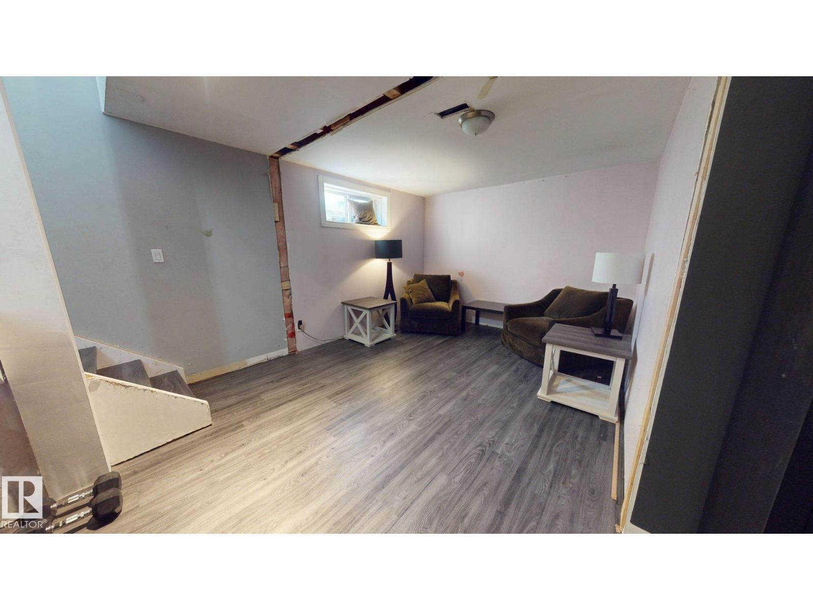 5126 Sportsview Drive, photo 18
