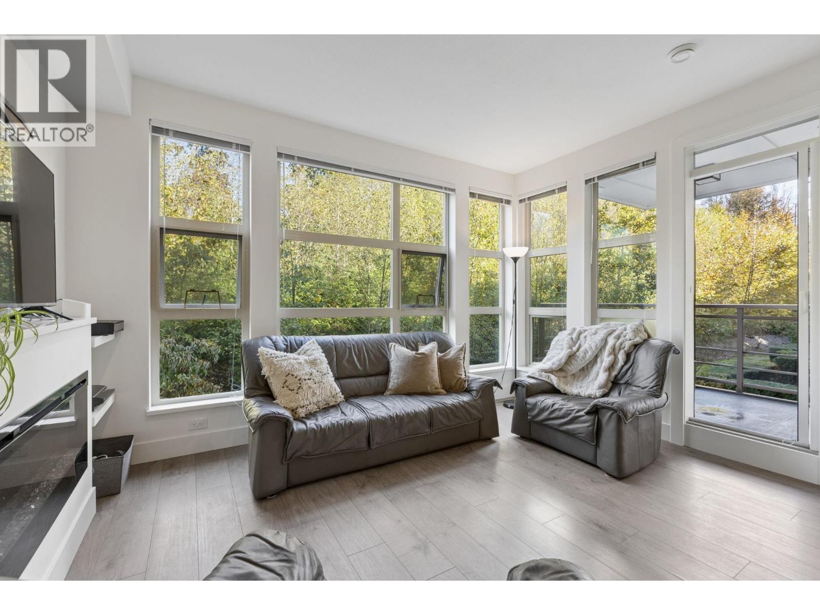 318 3602 ALDERCREST DRIVE — photo 3