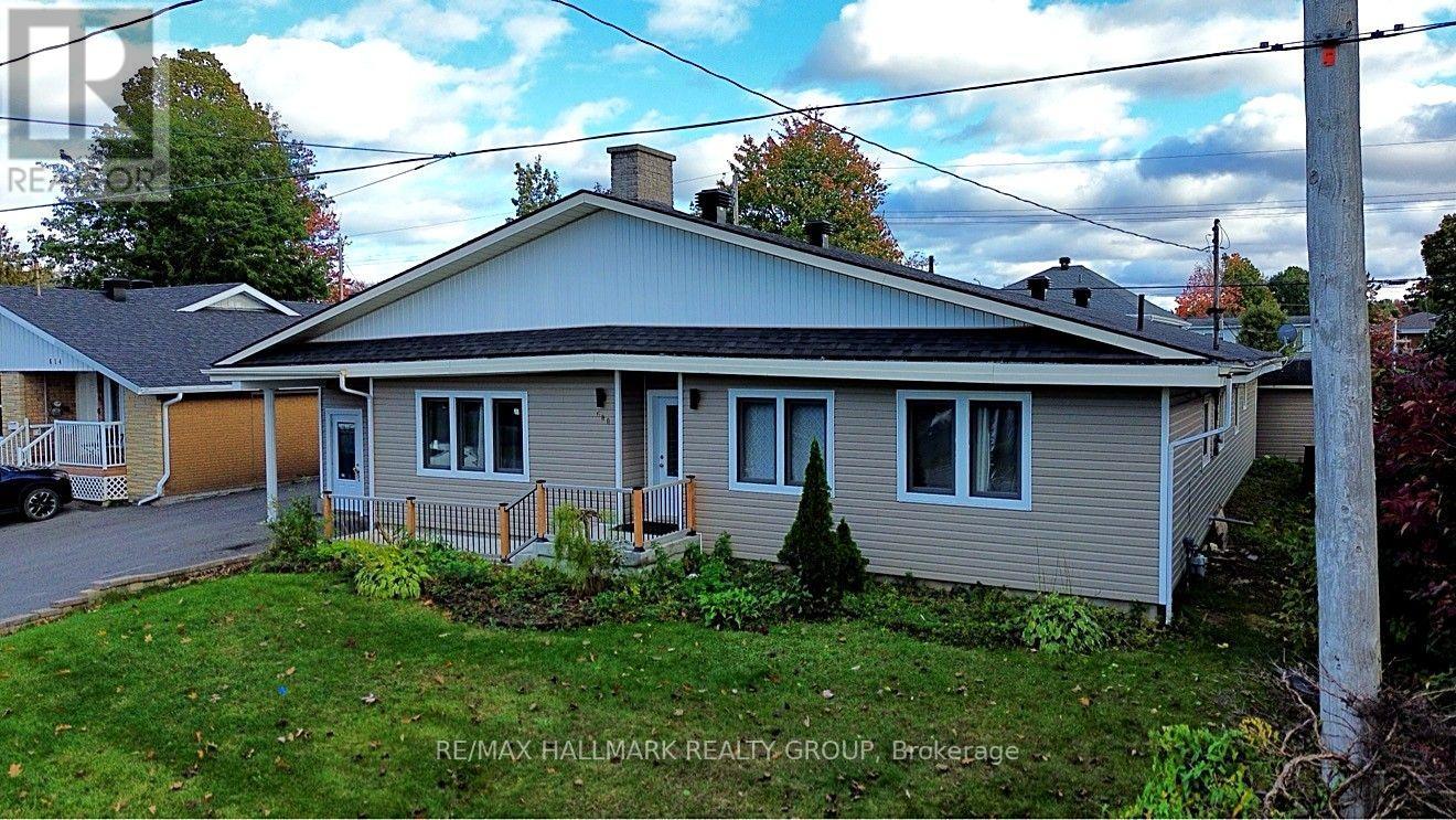 600 LAFLECHE BOULEVARD E - 1