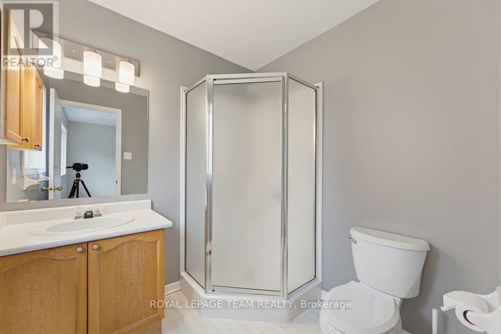 Condos for Sale in Ottawa – 44 JACKMAN TERRACE, Ottawa – By Peter Sagos - Image 19