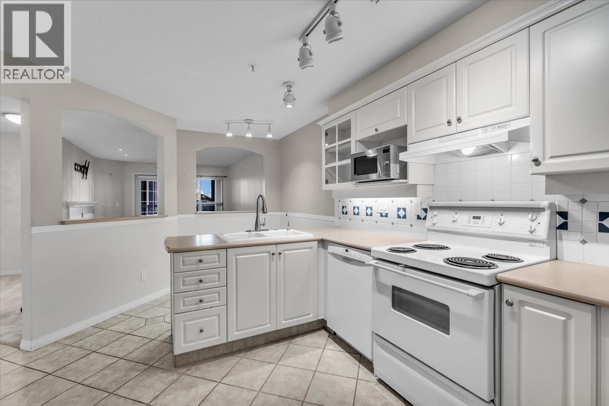 Photo of 324 12931 RAILWAY AVENUE 11