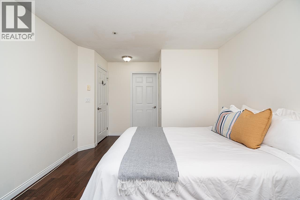 Photo of 211 2975 PRINCESS CRESCENT 22