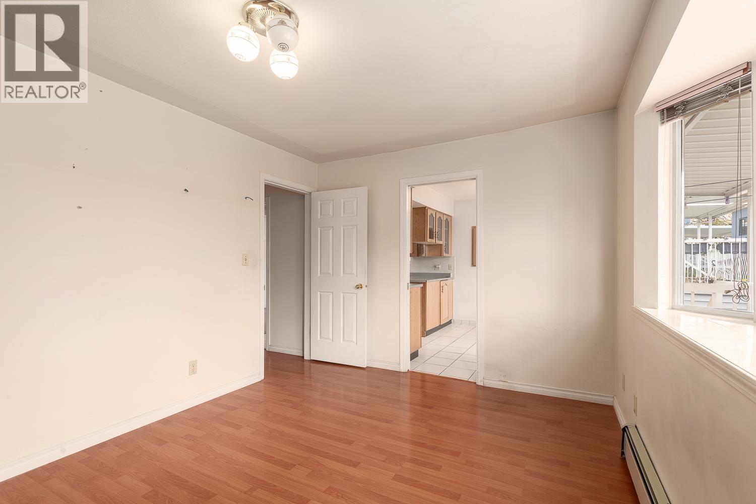 Photo of 3078 E 6TH AVENUE 15