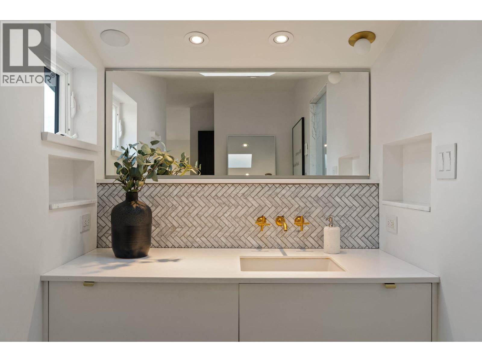 Photo of 3589 PRINCE ALBERT STREET 22