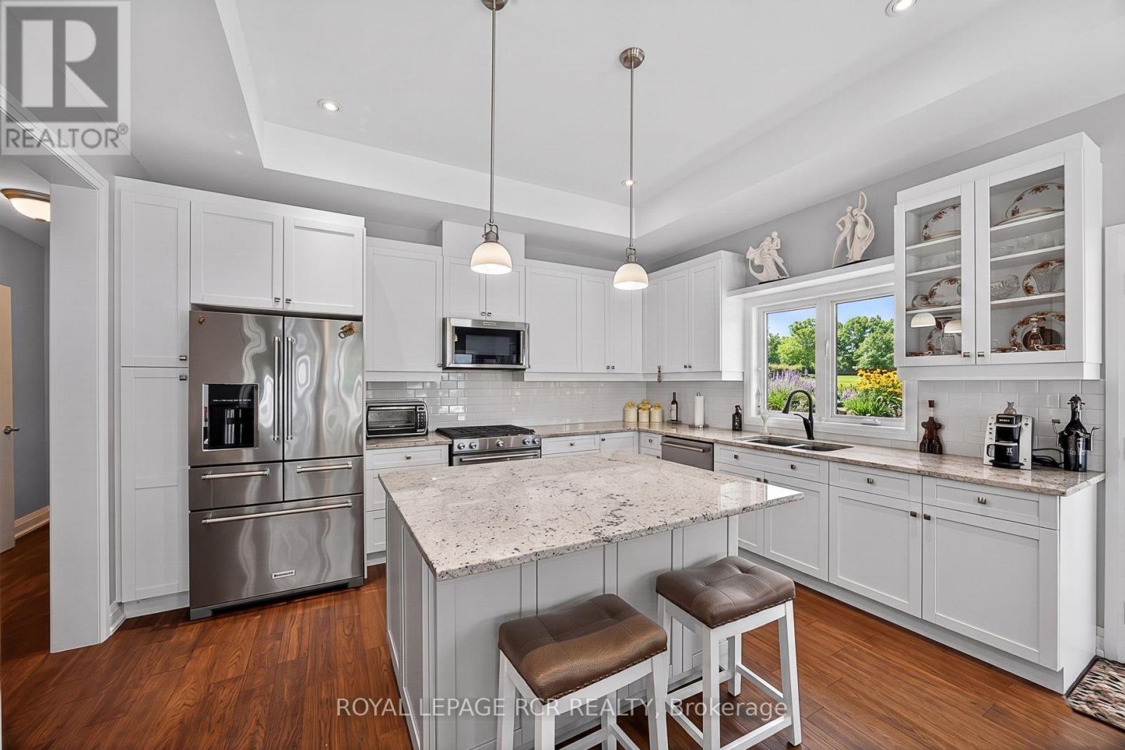 3 Thoroughbred Drive, Oro-Medonte photo 8