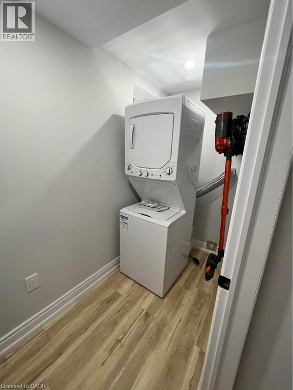 105 STEWART Avenue Unit# Lower, Cambridge — photo 2
