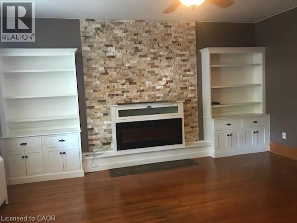 36 WELLINGTON Street N, Kitchener — photo 2