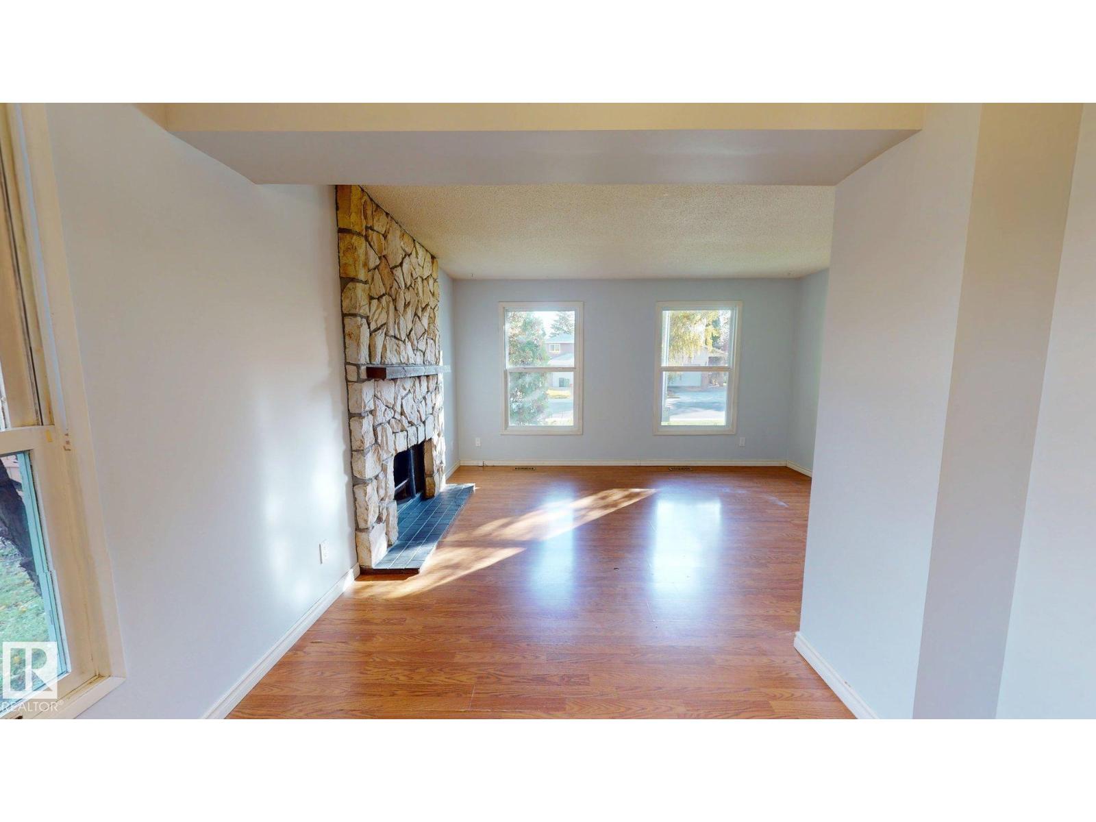 240 Humberstone Road NW, photo 6