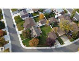 240 Humberstone Rd Nw, Edmonton, AB T5A4C6 Photo 32