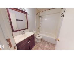 240 Humberstone Rd Nw, Edmonton, AB T5A4C6 Photo 9