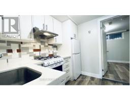Bsmt - 92 Spencer Avenue, Toronto, ON M6K2J6 Photo 10
