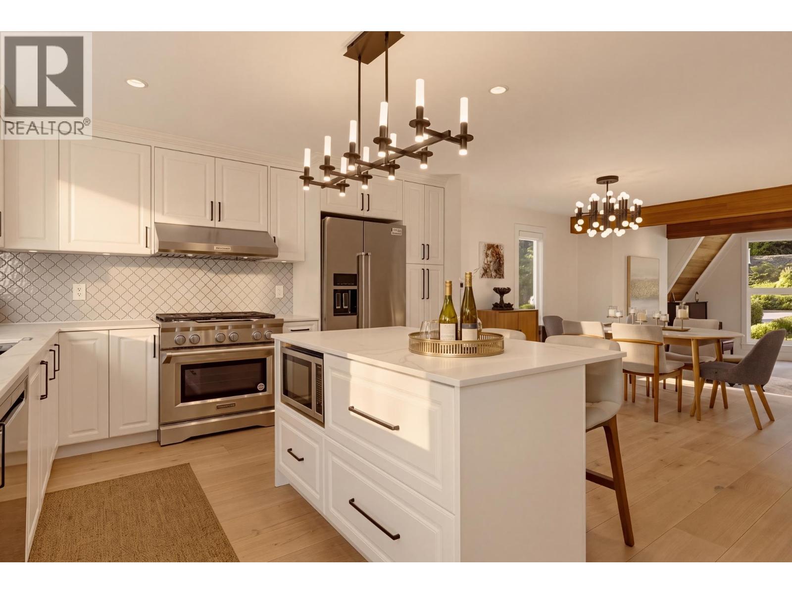 Photo of 5274 CLIFFRIDGE AVENUE 16