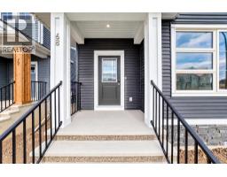 68 Lewiston Street NE, Calgary — photo 2