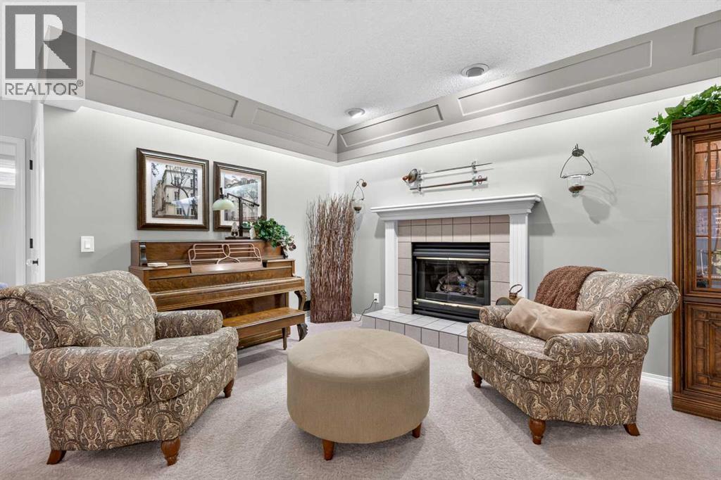 342 Hawkside Mews NW photo 27