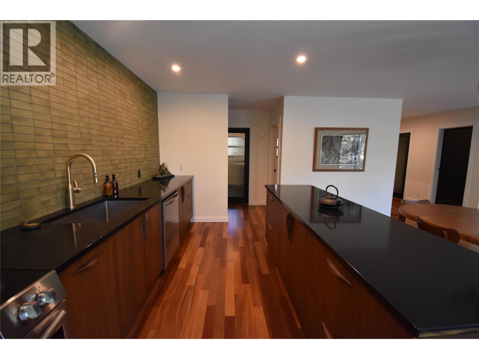 1025 Kelly Drive - 10