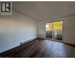 4pc Bathroom - 32 Ralgreen Crescent Unit# 4, Kitchener, ON N2M1T9 Photo 6