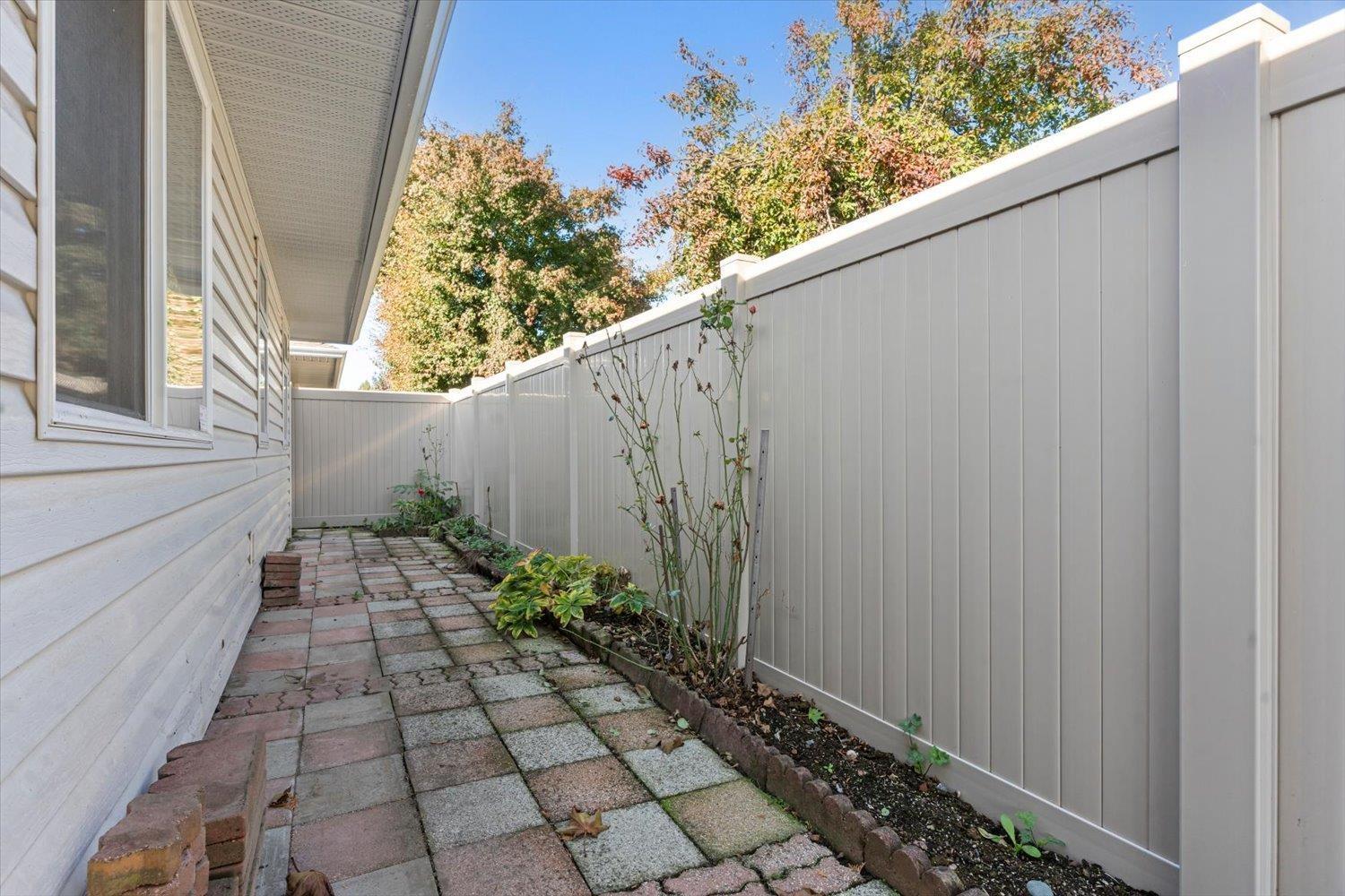 Photo of 21 46485 AIRPORT ROAD, Chilliwack Proper South 18