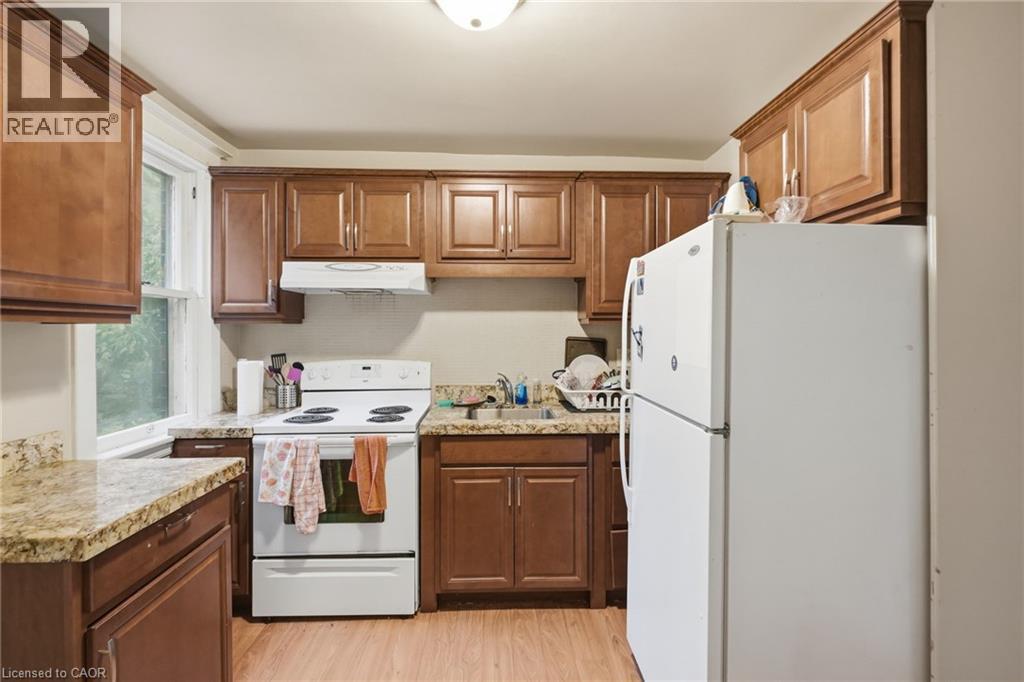 44 DALEWOOD Crescent, Hamilton — photo 9