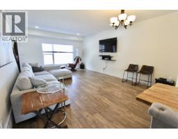 Photo 10 of 21, 102 985 PATRICIA BOULEVARD · Prince George, BC