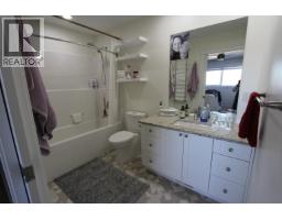 Photo 14 of 21, 102 985 PATRICIA BOULEVARD · Prince George, BC