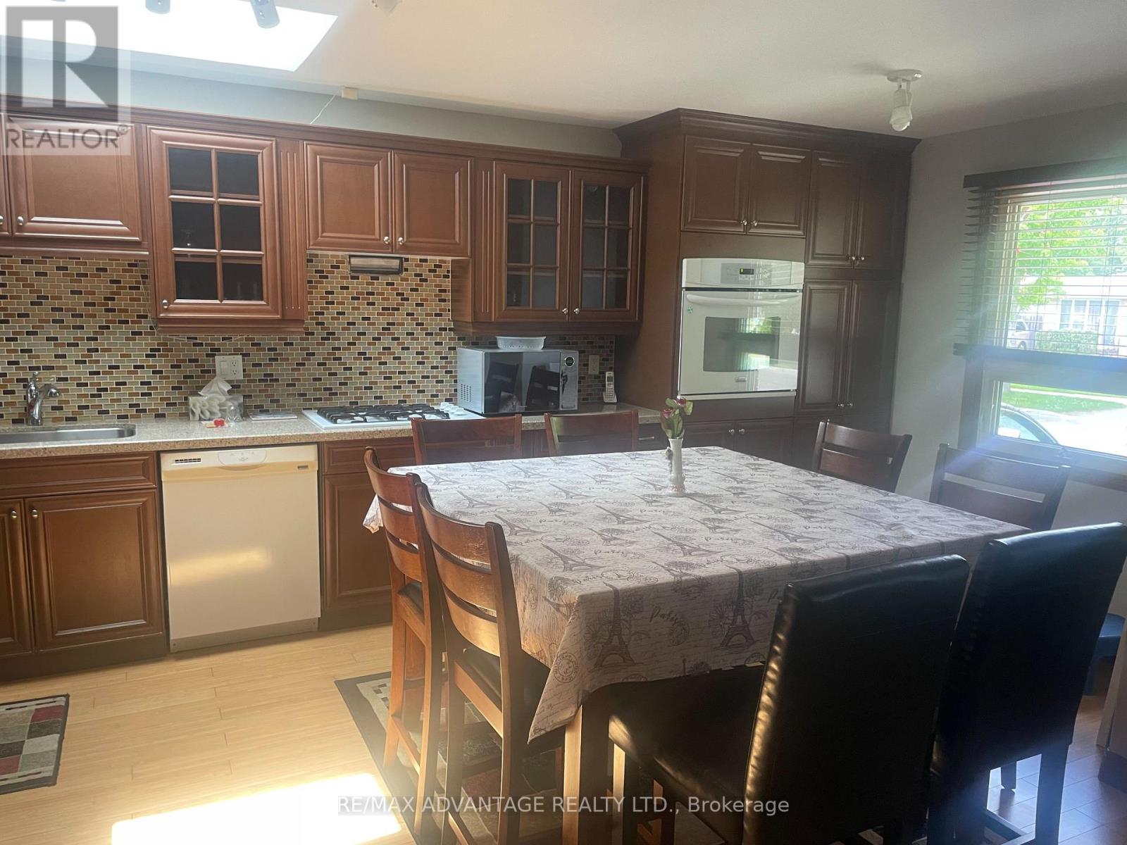 776 DUNDALK DRIVE, London South (South Q) — photo 6