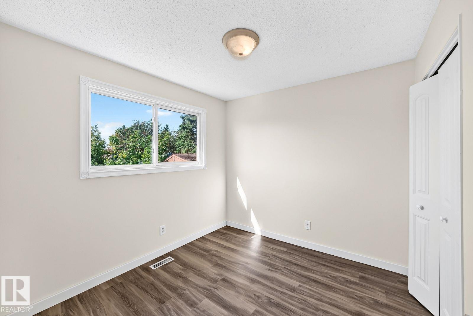 1020 60 ST NW, Edmonton — photo 21