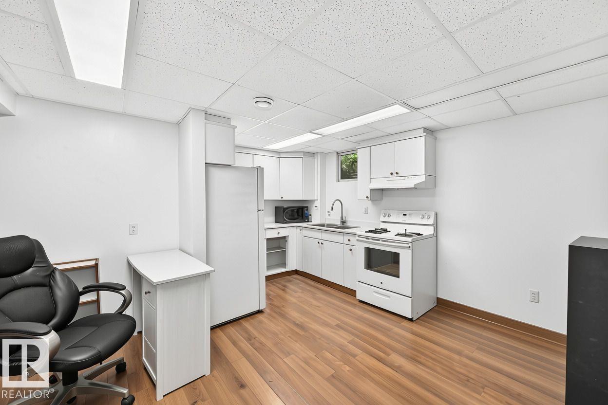 1020 60 ST NW - 55