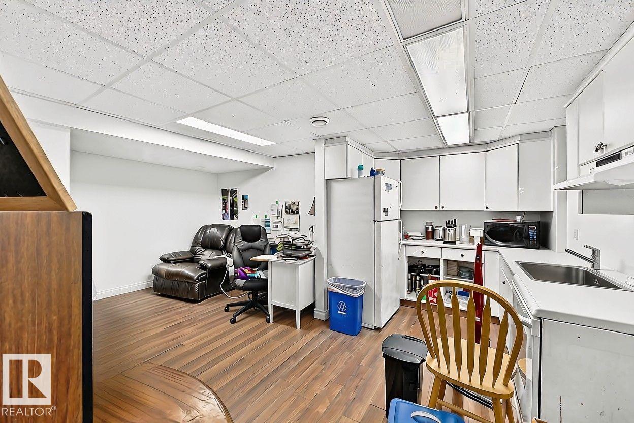 1020 60 ST NW - 57