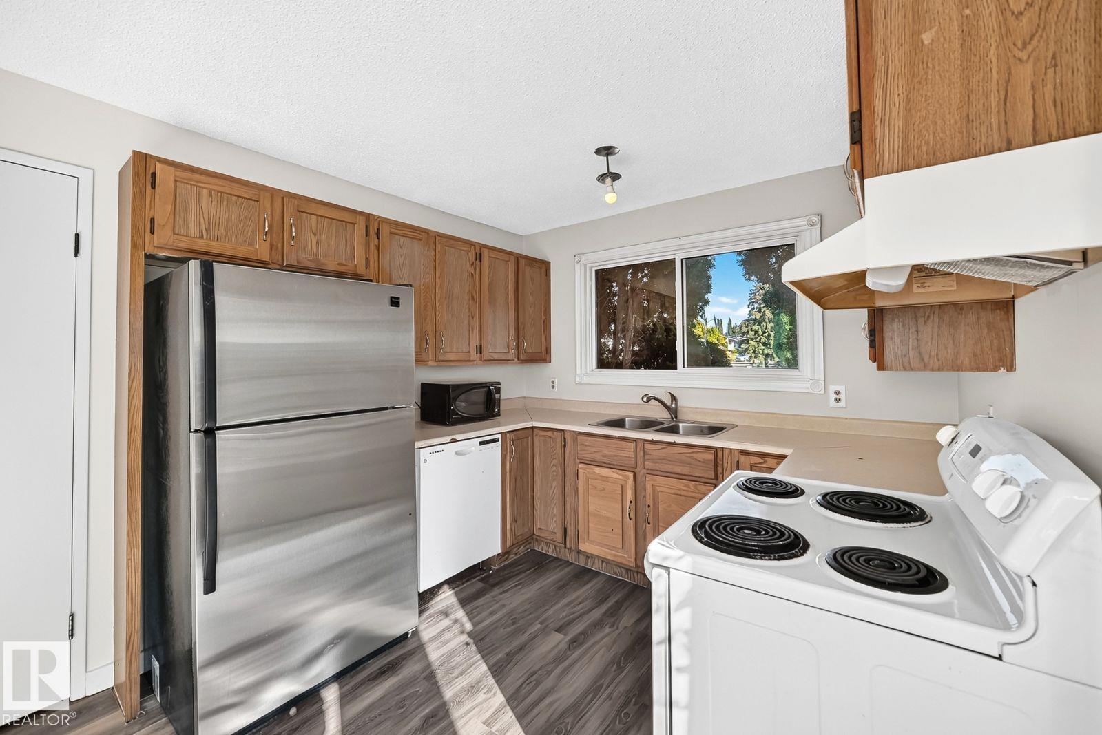 1020 60 ST NW, Edmonton — photo 6