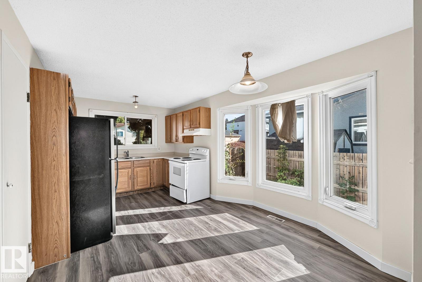 1020 60 ST NW, Edmonton — photo 9