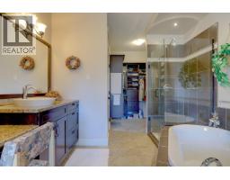 7148 Tabor Drive, Vernon, BC V1B4A4 Photo 33