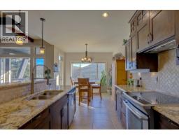 Kitchen - 7148 Tabor Drive, Vernon, BC V1B4A4 Photo 14