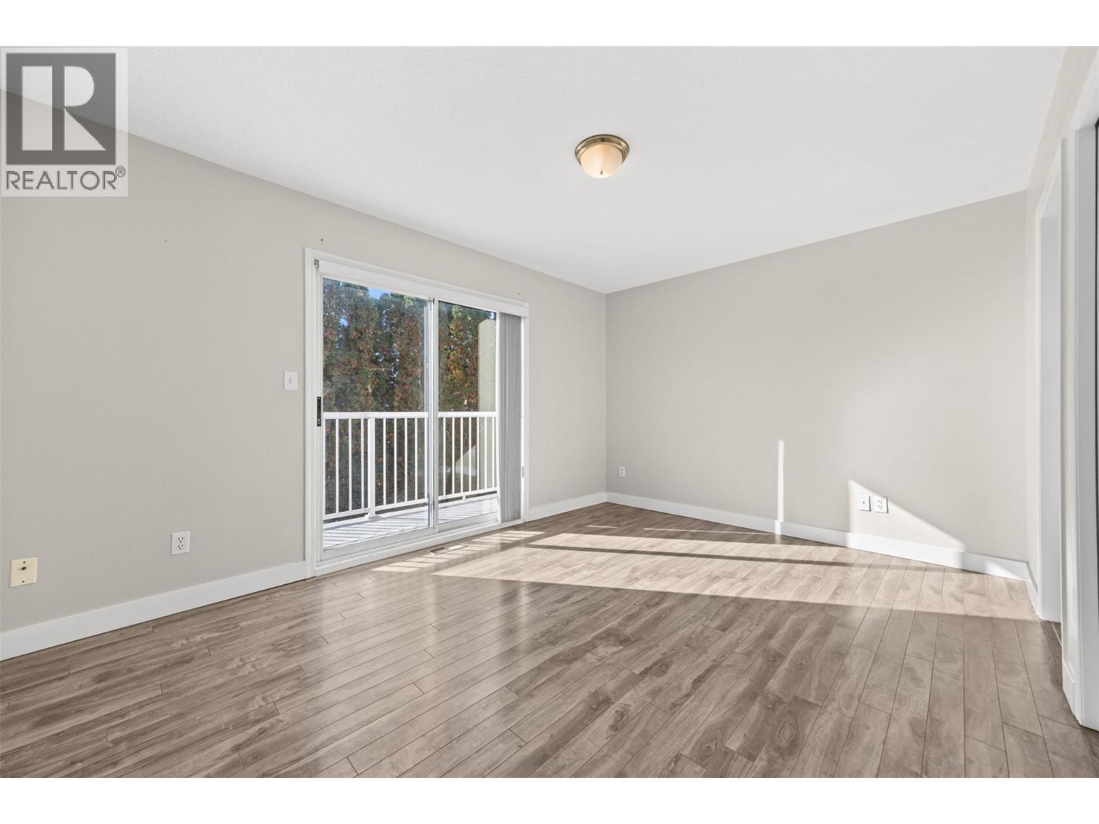 721 Francis Avenue - 23