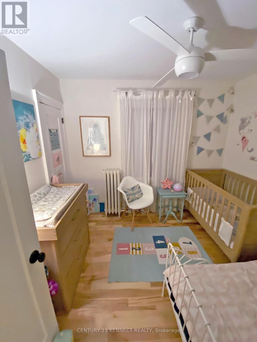 FIRST FLOOR - 279 ST CLAIR AVENUE E, Toronto (Rosedale-Moore Park) — photo 10